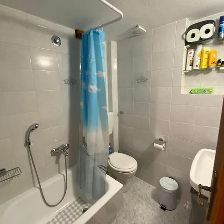 On The Road House Apartmán